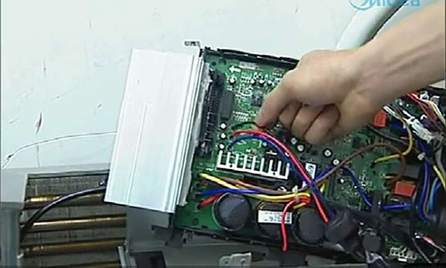 翠峦美的空调电话是多少