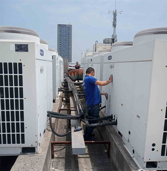 翠峦中央空调制热和不制冷系统维修方法